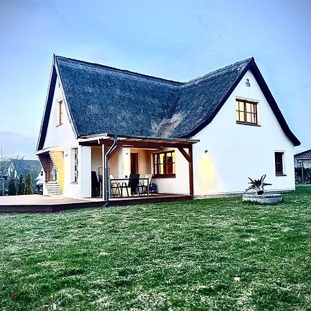Huus Am Darss Villa Fuhlendorf  Exteriör bild